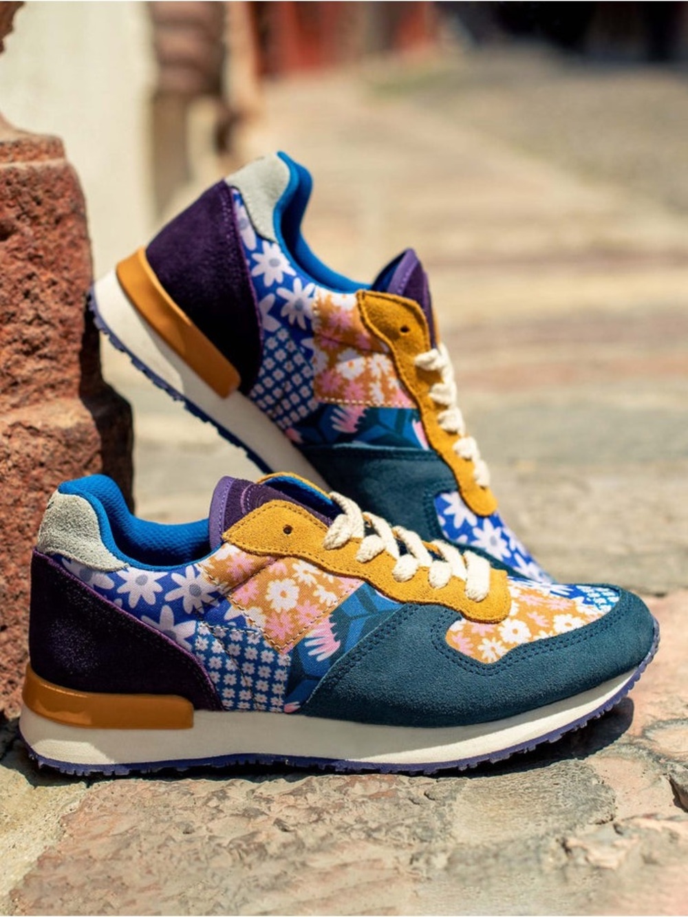 inkkas Floral Multi-Color Blue Teal Purple Mustard Sneakers NWOT sz 8